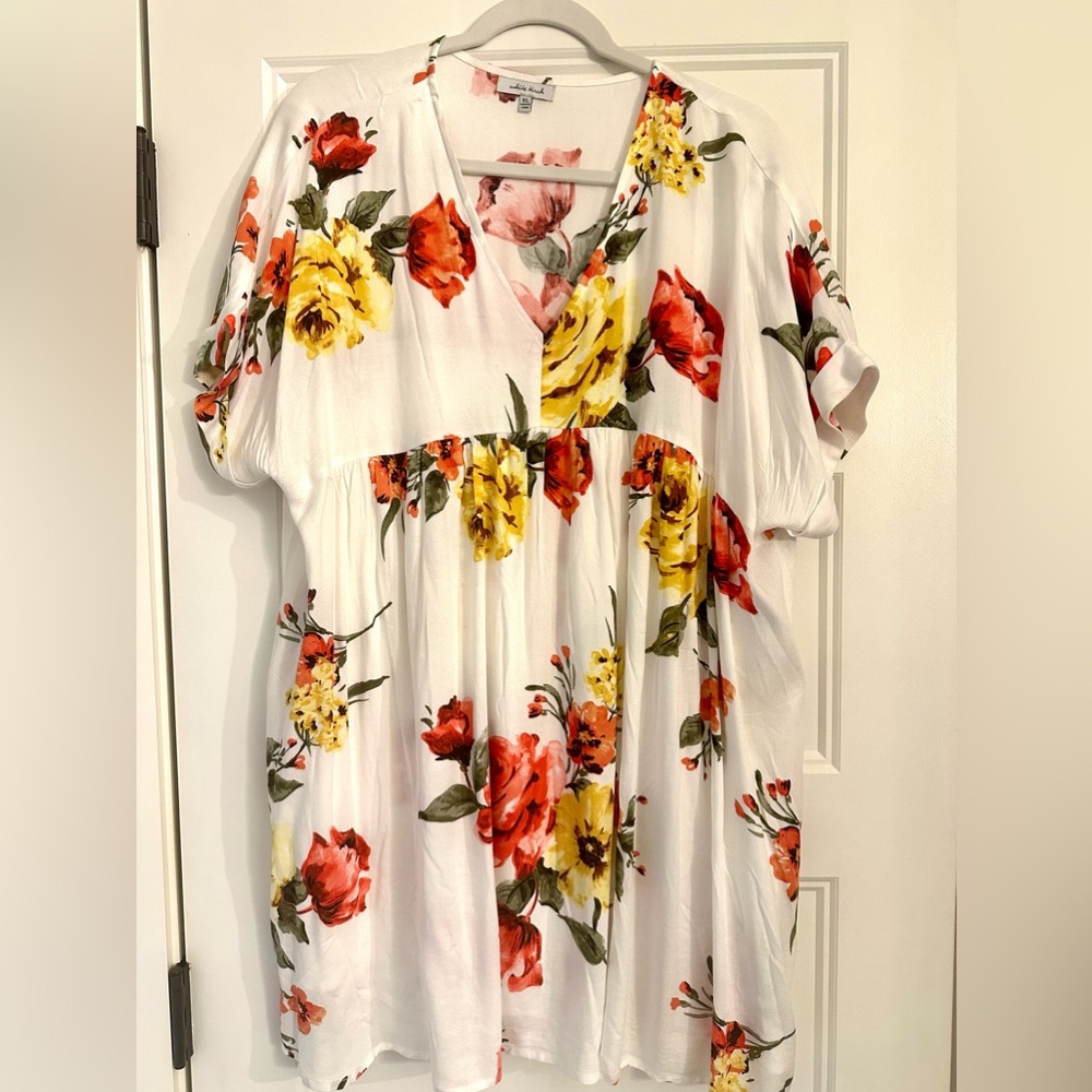 White Birth Floral tunic